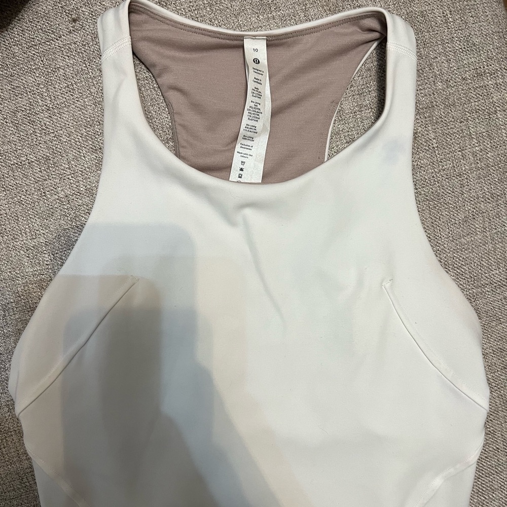 lulu lemon White top